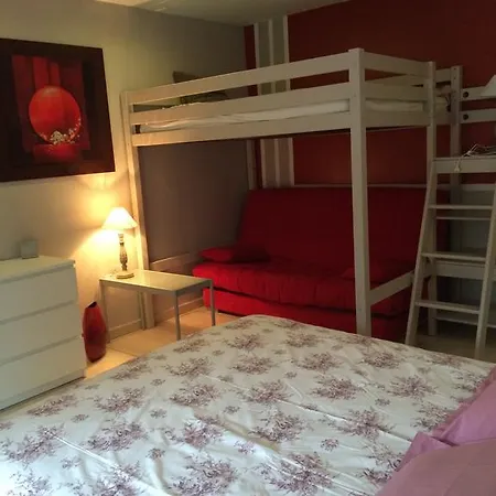 Baya * Roquebrune-sur Argens